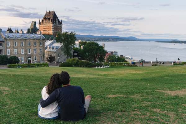 couple looking over quebec city